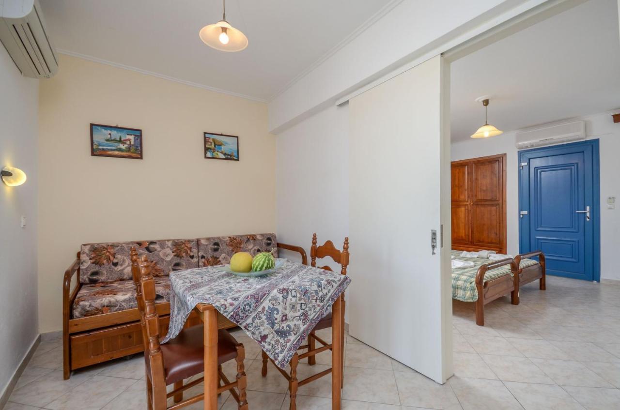 Agia Anna  Polemis Studios & Apartments חדר תמונה